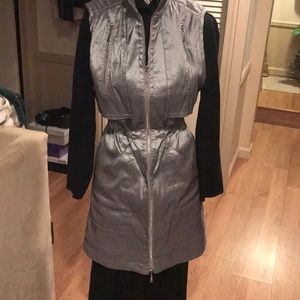 Zip front adjustable tunic